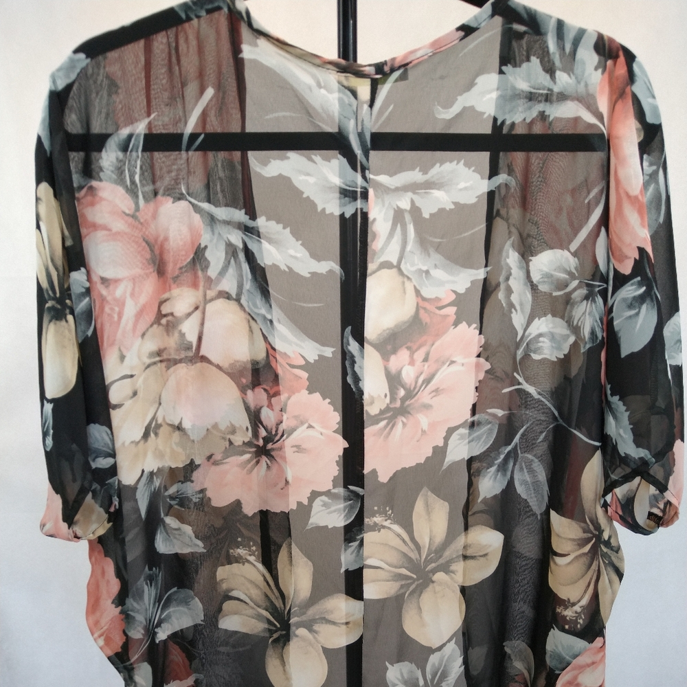 Women's Olive Tree  Garden Print Kimono